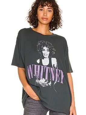Daydreamer Whitney Houston T-Shirt Size Oversized Small
